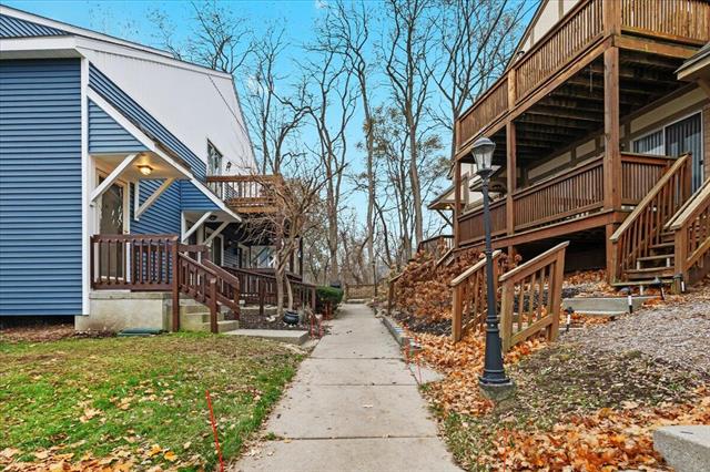 Builiding view two for 44750 Bayview, Novi, MI. 48377