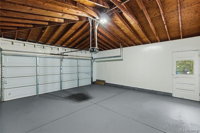 Builiding view twenty three for 32336 Tareyton, Farmington, MI. 48334