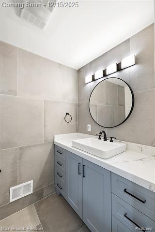 Builiding view fifty five for 7515 Hiddenbrook, Bloomfield Hills, MI. 48301