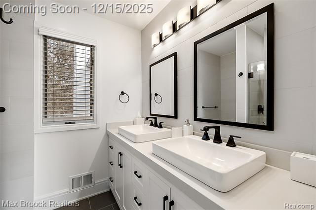 Builiding view thirty six for 7515 Hiddenbrook, Bloomfield Hills, MI. 48301