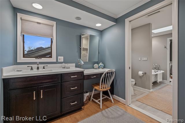 Builiding view eighteen for 7357 W Greenwich, Bloomfield Hills, MI. 48301