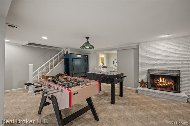 Builiding view twenty eight for 7357 W Greenwich, Bloomfield Hills, MI. 48301