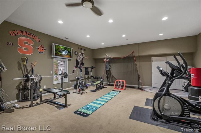 Builiding view twenty four for 7357 W Greenwich, Bloomfield Hills, MI. 48301