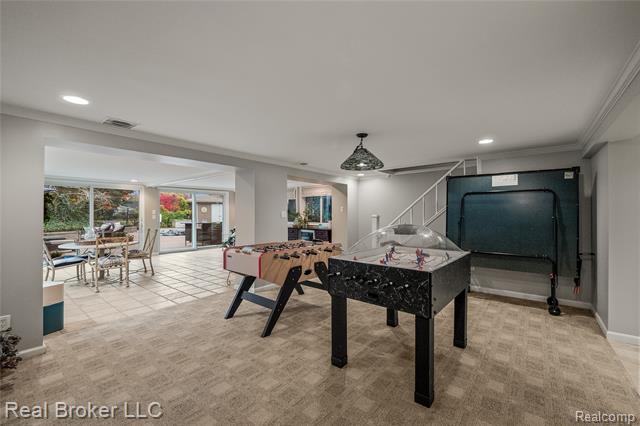 Builiding view twenty seven for 7357 W Greenwich, Bloomfield Hills, MI. 48301