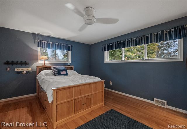 Builiding view twenty two for 7357 W Greenwich, Bloomfield Hills, MI. 48301