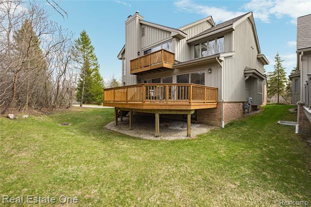 Builiding view fifty four for 7026 Daventry Woods, West Bloomfield, MI. 48322