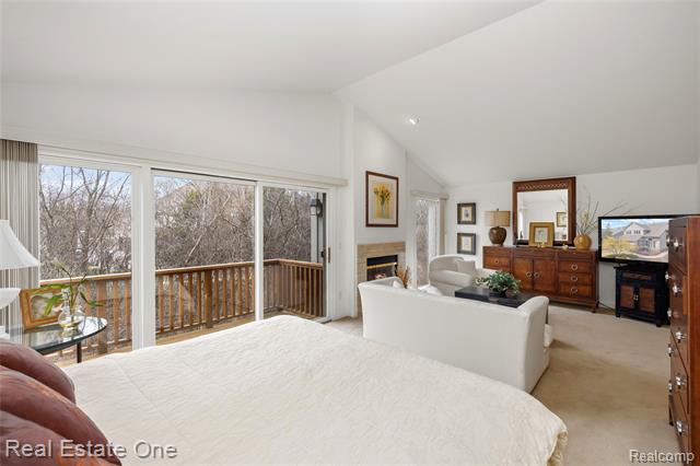 Builiding view twenty seven for 7026 Daventry Woods, West Bloomfield, MI. 48322
