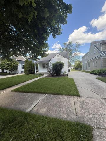 front view for 1887 S Bates St, Birmingham, Mi. 48009