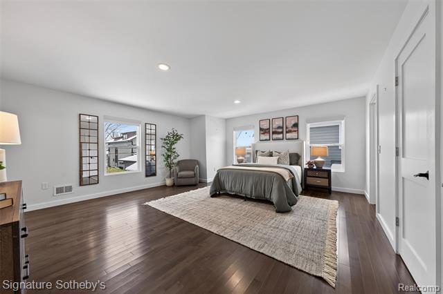 Builiding view sixteen for 1828 Henrietta, Birmingham, MI. 48009