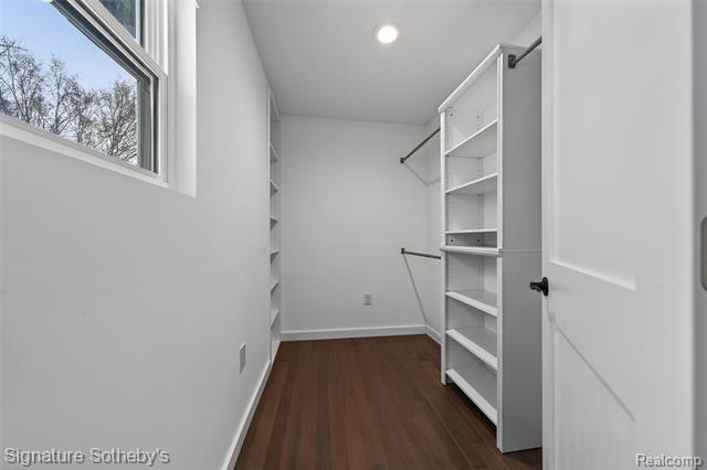 Builiding view twenty two for 1828 Henrietta, Birmingham, MI. 48009