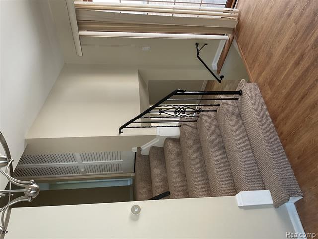 Builiding view seven for 7096 Riverstone, West Bloomfield, MI. 48322