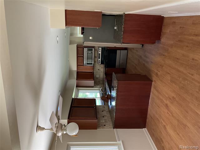 Builiding view twenty six for 7096 Riverstone, West Bloomfield, MI. 48322