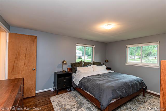 Builiding view thirty four for 7093 Stonebrook, West Bloomfield, MI. 48322
