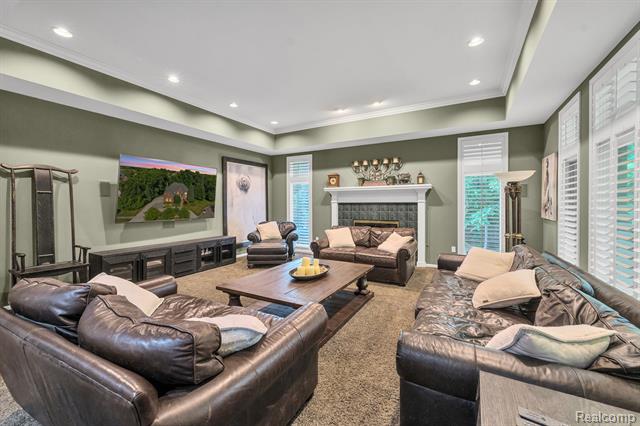 Builiding view fifteen for 7061 Trailway, West Bloomfield, MI. 48322