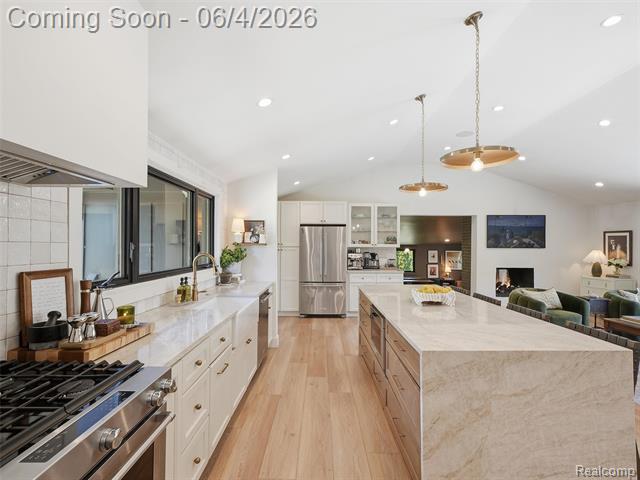 Builiding view five for 2950 Middlebury, Bloomfield Hills, MI. 48301