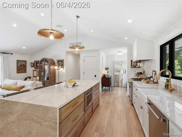 Builiding view nine for 2950 Middlebury, Bloomfield Hills, MI. 48301