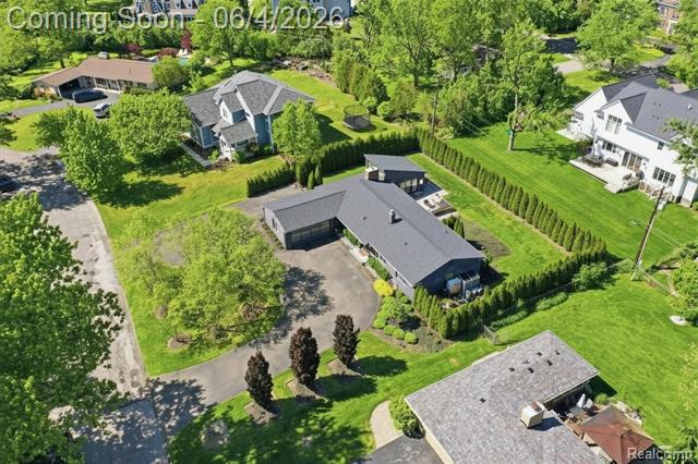 Builiding view one for 2950 Middlebury, Bloomfield Hills, MI. 48301