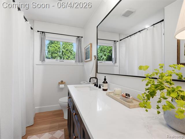 Builiding view twenty five for 2950 Middlebury, Bloomfield Hills, MI. 48301