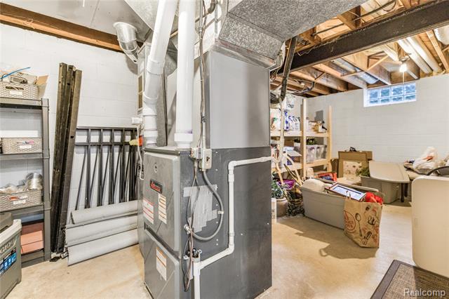 Builiding view forty one for 7005 Cathedral, Bloomfield Hills, MI. 48301