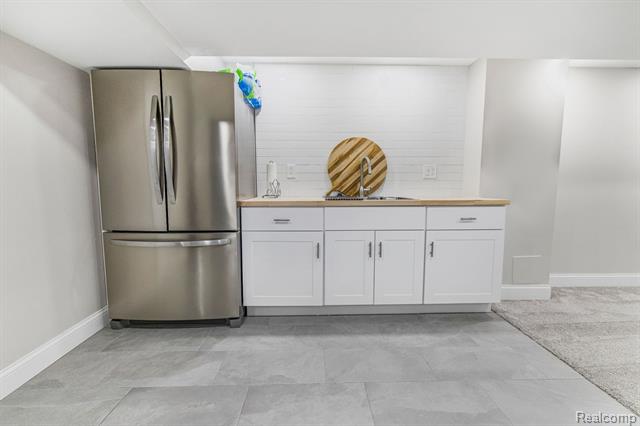 Builiding view thirty nine for 7005 Cathedral, Bloomfield Hills, MI. 48301