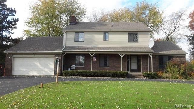 front view for 7978 Little Farm Ln, West Bloomfield, Mi. 48322