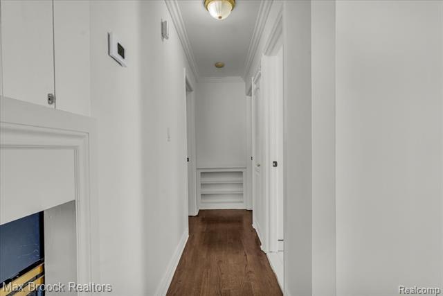 Builiding view thirteen for 199 Lyons, Troy, MI. 48083