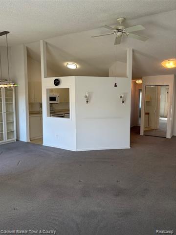 Builiding view five for 6689 Ridgefield, West Bloomfield, MI. 48322