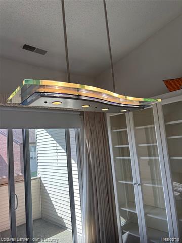 Builiding view nine for 6689 Ridgefield, West Bloomfield, MI. 48322
