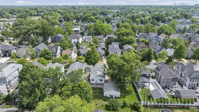 Builiding view eleven for 1469 Holland, Birmingham, MI. 48009