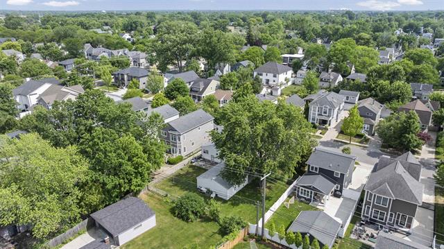 Builiding view twelve for 1469 Holland, Birmingham, MI. 48009