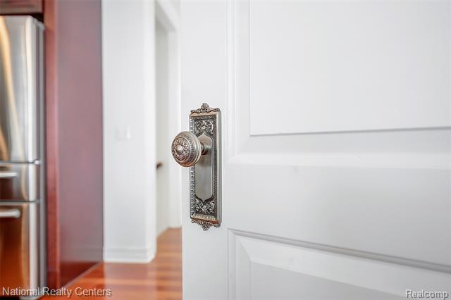 Builiding view fifteen for 1365 Holland, Birmingham, MI. 48009