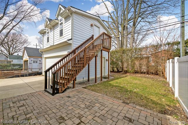 Builiding view forty five for 1365 Holland, Birmingham, MI. 48009