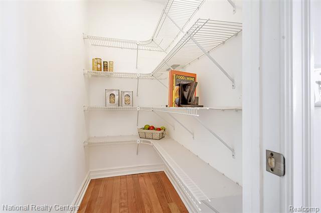 Builiding view fourteen for 1365 Holland, Birmingham, MI. 48009