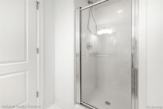 Builiding view thirty seven for 1365 Holland, Birmingham, MI. 48009