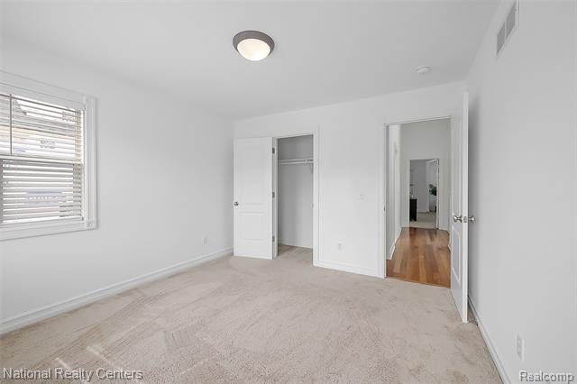 Builiding view twenty eight for 1365 Holland, Birmingham, MI. 48009