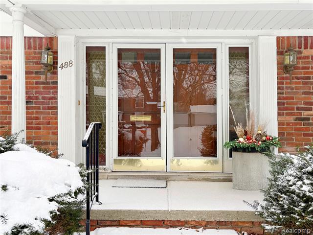 Builiding view one for 488 Bryn Mawr, Birmingham, MI. 48009