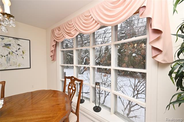 Builiding view seven for 488 Bryn Mawr, Birmingham, MI. 48009