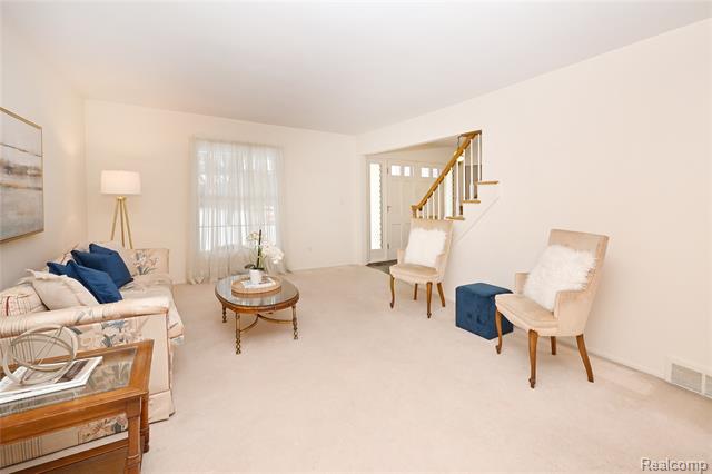 Builiding view three for 488 Bryn Mawr, Birmingham, MI. 48009