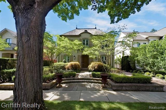 front view for 699 Hanna St, Birmingham, Mi. 48009