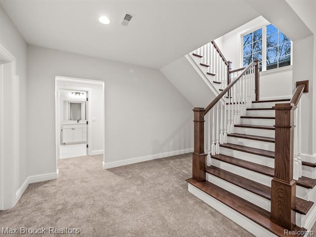 Builiding view fifty nine for 3627 Middlebury, Bloomfield Hills, MI. 48301