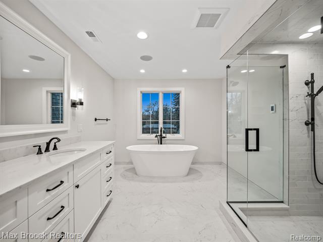 Builiding view forty five for 3627 Middlebury, Bloomfield Hills, MI. 48301