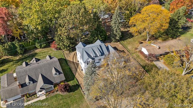 Builiding view seventy four for 3627 Middlebury, Bloomfield Hills, MI. 48301