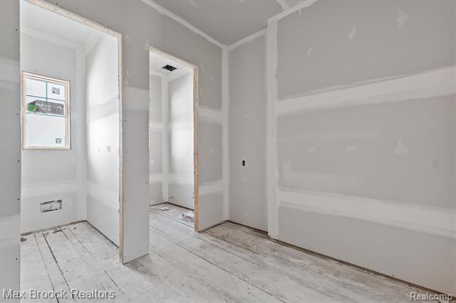 Builiding view sixty six for 3627 Middlebury, Bloomfield Hills, MI. 48301