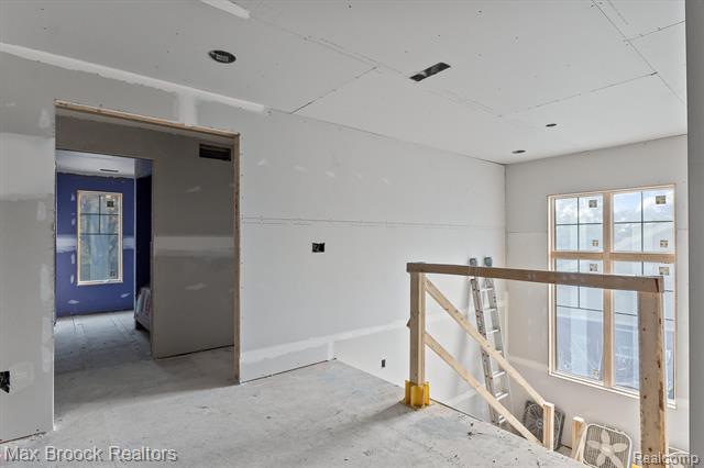 Builiding view thirty nine for 3627 Middlebury, Bloomfield Hills, MI. 48301