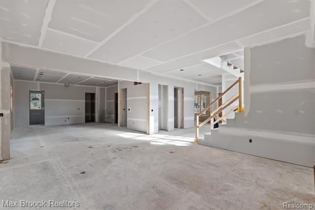 Builiding view twenty seven for 3627 Middlebury, Bloomfield Hills, MI. 48301