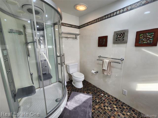 Builiding view twenty eight for 6660 Woodbank, Bloomfield Hills, MI. 48301