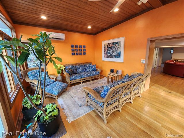 Builiding view twenty two for 6660 Woodbank, Bloomfield Hills, MI. 48301