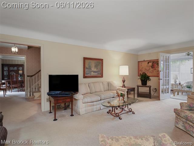 Builiding view three for 385 Golfview, Birmingham, MI. 48009