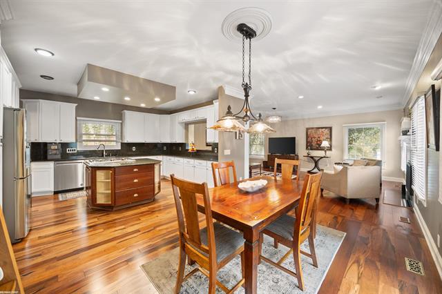 Builiding view fifteen for 6580 Red Maple, Bloomfield Hills, MI. 48301