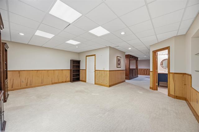 Builiding view fifty six for 6580 Red Maple, Bloomfield Hills, MI. 48301